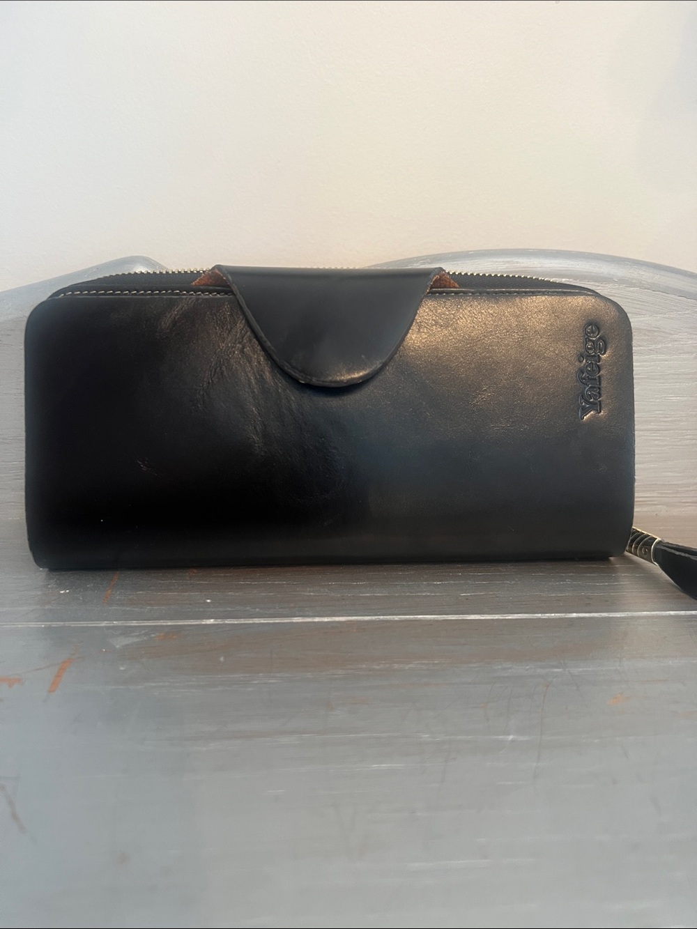 Yafeige Black Leather Zip Wallet NWOT